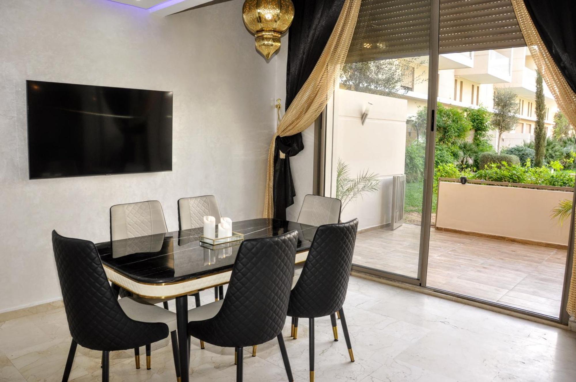 Royal Deluxe Gold - Marrakech, Luxe Pool View Apartment Marrakesh Exterior photo